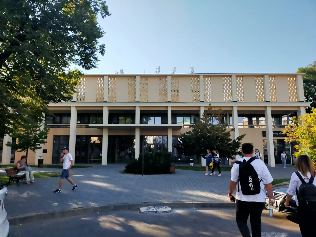 Şefii Ateneului Naţional vor să extindă Cinematograful Victoria