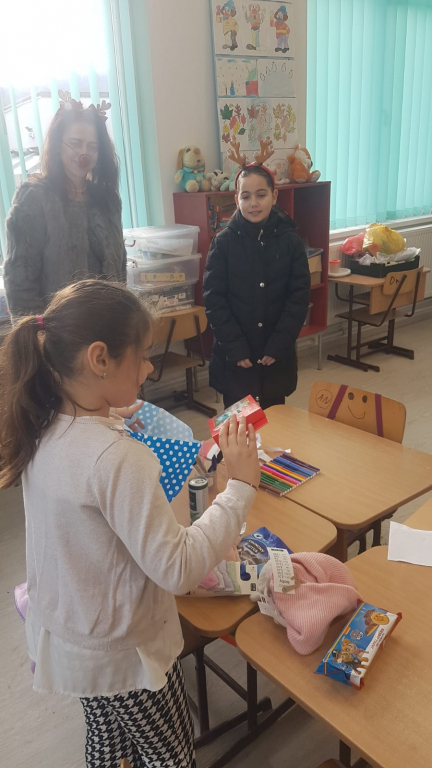 GALERIE FOTO - Moș Crăciun aduce curajul de a visa și tradiții vii pentru copii