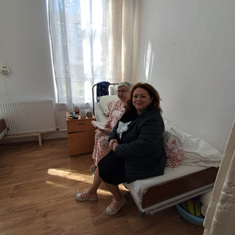 FOTO -- Daruri în Vinerea Mare, când tăcerea capătă glas