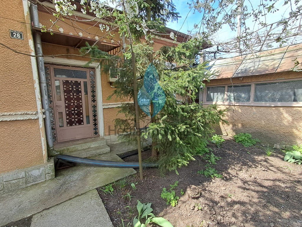 Casa veche cu teren 510mp, Copou-Al.Sadoveanu.