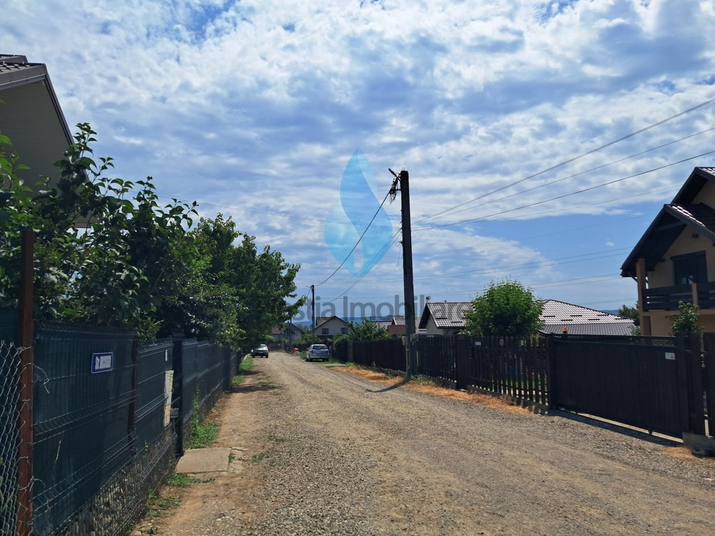 704mp teren pentru constructii, Miroslava-Iasi.