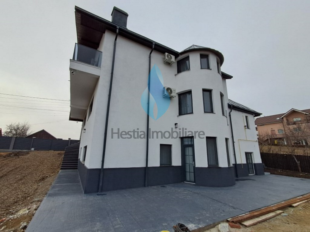 Vila eleganta D+P+E, zona Viticultori-Iasi.