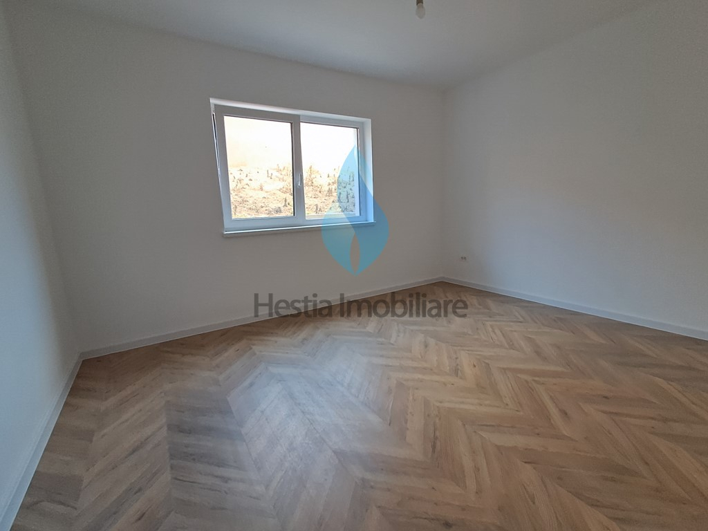 Apartament cu doua camere,zona capat Pacurari-zona  Kaufland.