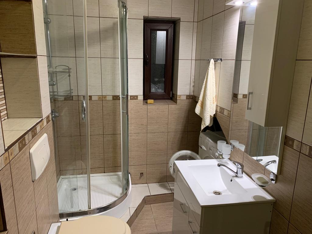 Inchiriez apartament 1 cameră la vilă - Copou, intrare separată