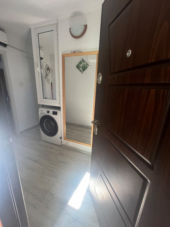 Închriez ap 2. Camere Sos Arcu în centru