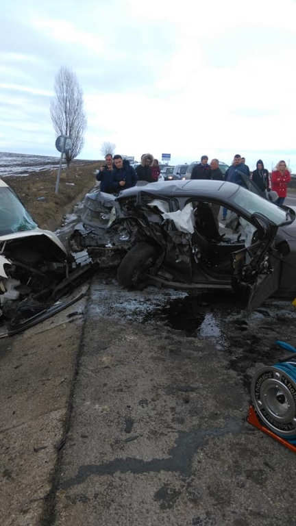 Accident rutier grav la Războieni
