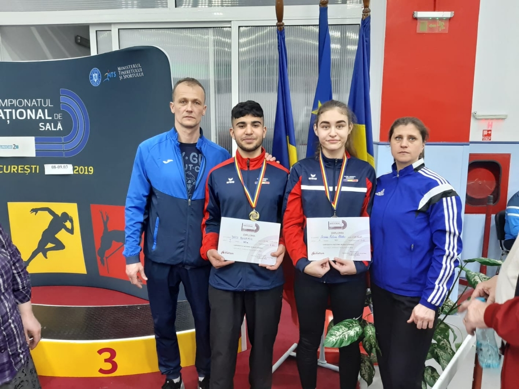Continuăm să dezvăluim marile talente ale Iaşului! Ieşeanca Sabina Ştirbu va reprezenta România la „Mica Olimpiadă”!