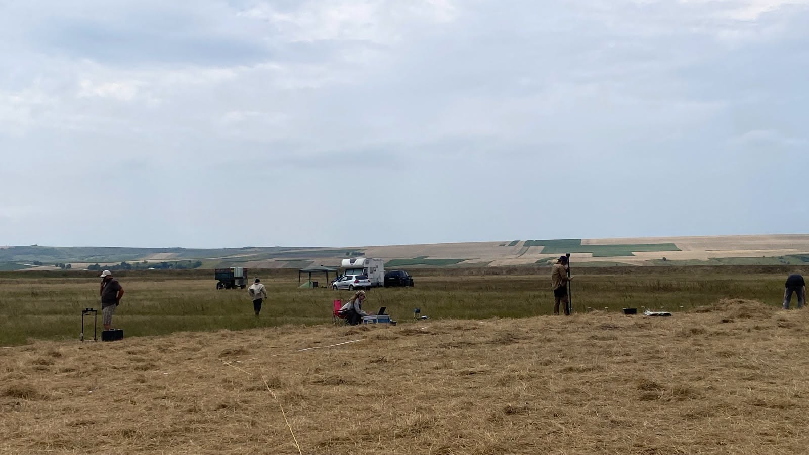 Descoperire de senzație la Andrieșeni: trei morminte preistorice