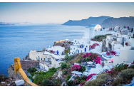 Grecia inchide barurile si restaurantele la ora 12.00 noaptea in statiunile turistice si pe insule. Restrictii suplimentare impuse balcanicilor si altor europeni