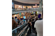 În plină pandemie, mallurile din Spania sunt ticsite de lume