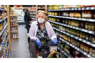 Bătrânii din Polonia, acces limitat în magazine
