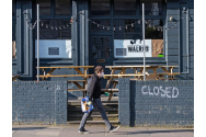 Barurile și restaurantele din Europa se închid pe capete