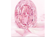  Cel mai mare diamant roz găsit în Rusia va fi scos la licitație