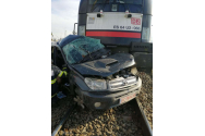  Șofer tăiat de tren la Bacău 