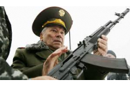 VIDEO - Fabricantul de arme Kalașnikov a fost cumpărat de un fost membru al Guvernului