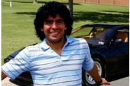 Cea mai mare ciudatenie din viata lui Maradona. Masina nemaivazuta condusa de fostul fotbalist. Poveste fascinanta