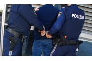 Patru proxeneți români au fost arestați la Tirol. Ei au obligat zeci de femei să se prostitueze
