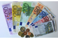 Moneda euro a împlinit 25 de ani