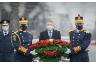 Preşedintele Iohannis a depus o coroană de flori în memoria victimelor Revoluţiei din Decembrie 1989
