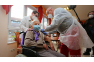 O femeie de 101 ani, prima persoană vaccinată din Germania