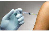 Mai multe persoane au fost injectate din greseala cu un tratament experimental in loc de vaccinul anti-COVID-19