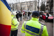 Polițiștii au blocat centrul Botoșaniului. Ei sunt nemulțumiți de îngheţarea salariilor în sistemul bugetar