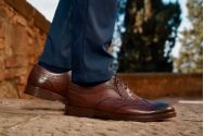 Pantofi bărbaţi - iată pe care trebuie să îi ai pentru ţinute business şi elegante