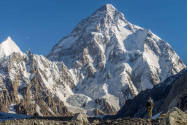 Trei alpiniști au dispărut pe vârful K2 din Pakistan, al doilea munte ca înălțime din lume