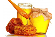 Ce se întâmplă dacă mănânci miere înainte de culcare. 8 EFECTE uimitoare