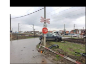 Accident feroviar în Timiș. O femei și un copil au fost răniți