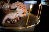 Petiție pentru schimbarea regulilor Botezului, ajunsă la Patriarhie