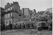 FOTO/VIDEO - Imagini de groază de la cutremurul din 4 martie 1977