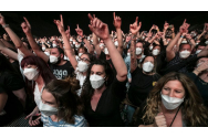 FOTO/VIDEO - Concert-experiment cu 5.000 de spectatori, la Barcelona