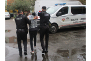 Poliţişti ameninţaţi de hoţi de lemne la Bozieni; oamenii legii au tras 16 focuri de armă