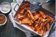 FOTO - Reteta de cartofi prajiti cu scorțișoară