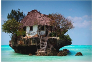 The Rock, restaurantul celebru de pe o stâncă din Zanzibar