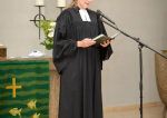 Ce face o femeie-preot. Confesiunile unei femei-vicar din Germania