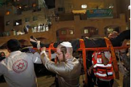  FOTO/VIDEO - Tribuna unei sinagogi s-a prăbușit: Două persoane au murit, iar alte peste 100 au fost rănite