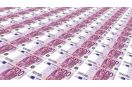 Comisia Europeană studiază limitarea plăţilor în numerar la 10.000 de euro, pentru a combate spălarea de bani în statele UE