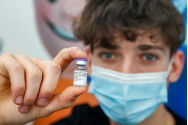De la 1 iunie se vor putea vaccina și adolescenții