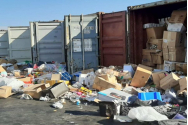 Un container cu 18 tone de deşeuri, sosit din Belgia, descoperit în Portul Constanţa Sud-Agigea