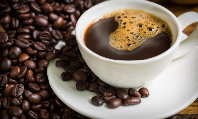 Cafeaua reduce riscul apariţiei unor maladii cronice la ficat