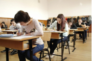 Peste 5.000 de elevi ieşeni s-au înscris la examenul de Bacalaureat