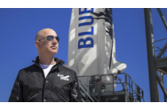 Jeff Bezos, cel mai bogat om din lume, va porni marţi într-o călătorie supersonică la marginea spaţiului