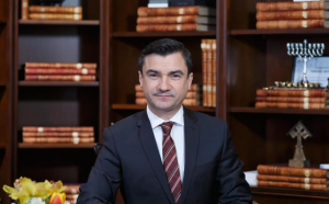 Primarul Mihai Chirica s-a întâlnit joi, 22 iulie, la Palatul Roznovanu, cu o delegație a Agenției de Cooperare și Coordonare Turcă (Turkish Cooperation and Coordination Agency – TIKA)