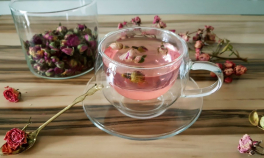 Ceaiul de trandafiri, un detoxifiant important