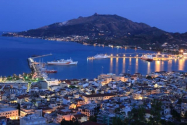 Grecia INTERZICE cirrculaţia pe timp de noapte în Zakynthos şi Creta