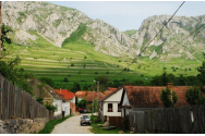 Cel mai frumos sat din Transilvania. Este singurul sat din România distins cu premiul Europa Nostra al Comisiei Europene 
