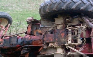 Strivit de tractor, la Brăiești