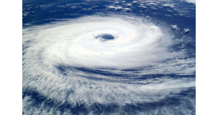 1200px-Cyclone_Catarina_from_the_ISS_on_March_26_2004